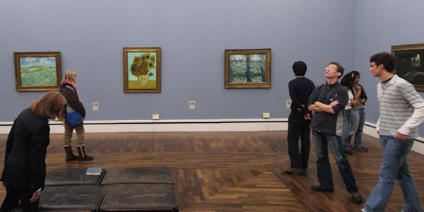 Van Gogh and other post-impressionists at the Neue Pinakothek of Munich