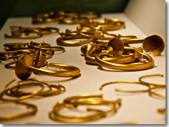 Gold torcs at the National Museum of Ireland: Archaeology and History