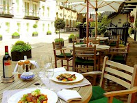 Breakfast al fresco at The Stafford hotel